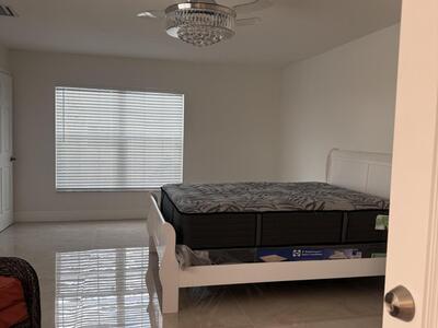 592 SW Tarra Avenue, Port Saint Lucie, FL 34953