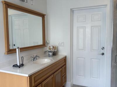 592 SW Tarra Avenue, Port Saint Lucie, FL 34953