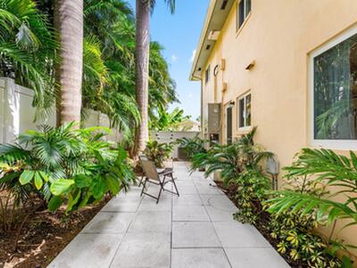 1030 Langer Way, Delray Beach, FL 33483