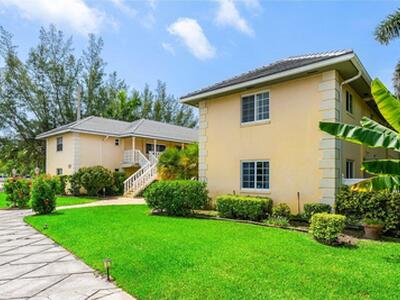 1030 Langer Way, Delray Beach, FL 33483