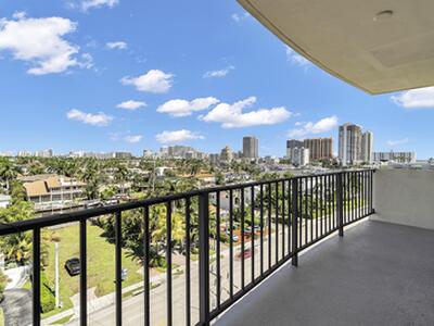 2500 E Las Olas Boulevard, Fort Lauderdale, FL 33301