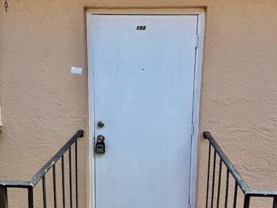 650 SW 2nd Avenue, Boca Raton, FL 33432