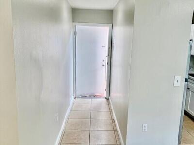 650 SW 2nd Avenue, Boca Raton, FL 33432