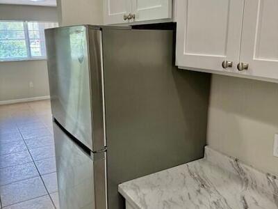 650 SW 2nd Avenue, Boca Raton, FL 33432