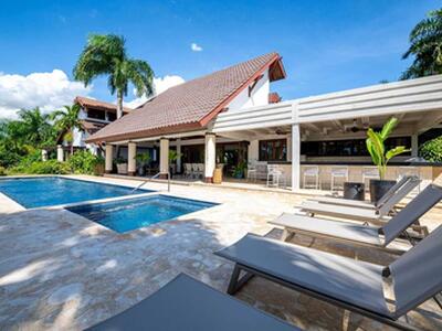 2 00, Casa de Campo, DR 22000