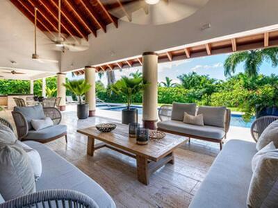 2 00, Casa de Campo, DR 22000