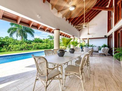 2 00, Casa de Campo, DR 22000