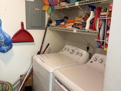 422 Pine Glen Lane, Greenacres, FL 33463