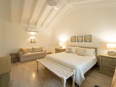 33 00, Casa de Campo, DR 22000