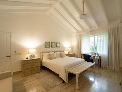 33 00, Casa de Campo, DR 22000