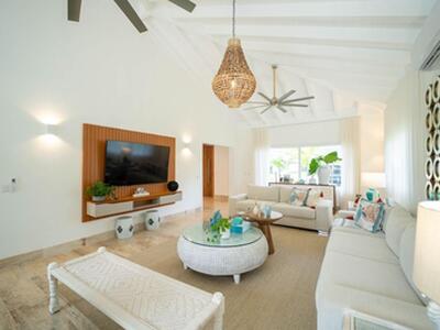 33 00, Casa de Campo, DR 22000