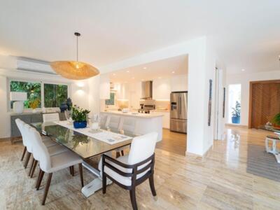 33 00, Casa de Campo, DR 22000