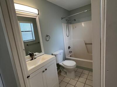 14 Crossings Circle, Boynton Beach, FL 33435