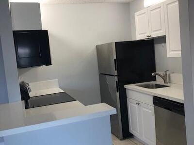 14 Crossings Circle, Boynton Beach, FL 33435