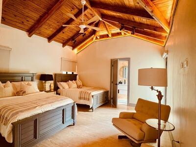 27 00, Casa de Campo, DR 22000