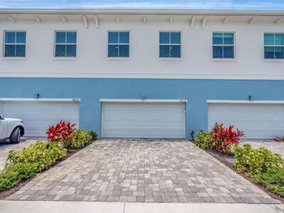 4662 SE Manatee Way, Stuart, FL 34997