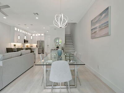 4662 SE Manatee Way, Stuart, FL 34997