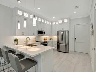 4662 SE Manatee Way, Stuart, FL 34997