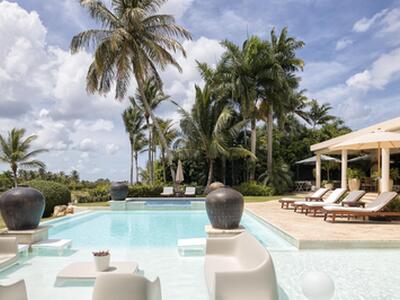 27 37, Casa de Campo, DR 22000