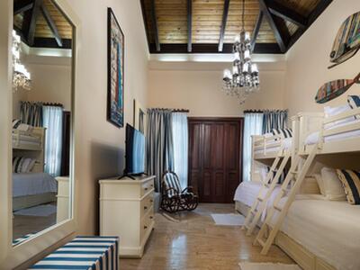 27 37, Casa de Campo, DR 22000