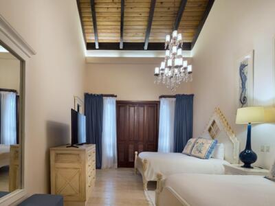 27 37, Casa de Campo, DR 22000