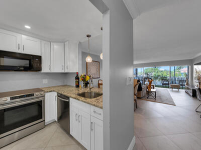 390 N Federal Highway, Deerfield Beach, FL 33441