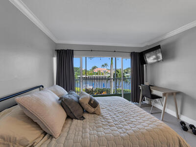 390 N Federal Highway, Deerfield Beach, FL 33441