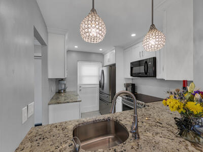 390 N Federal Highway, Deerfield Beach, FL 33441