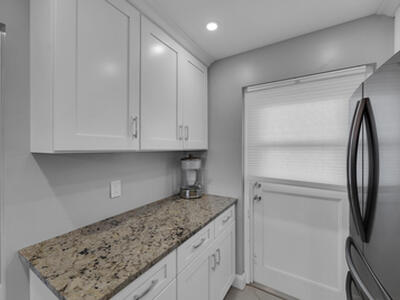 390 N Federal Highway, Deerfield Beach, FL 33441