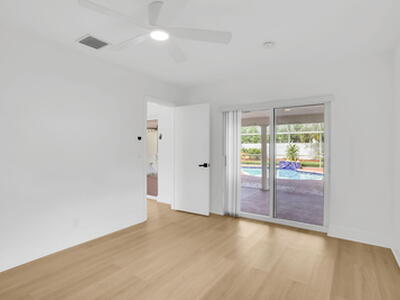 905 Sunset Road, Boynton Beach, FL 33435