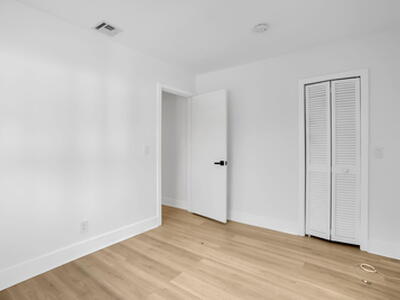 905 Sunset Road, Boynton Beach, FL 33435