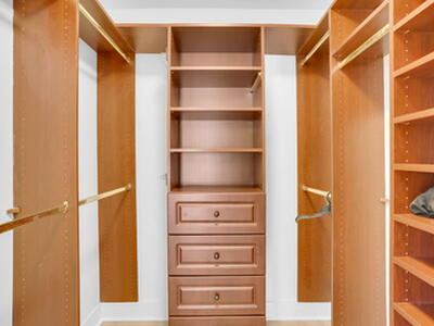 905 Sunset Road, Boynton Beach, FL 33435