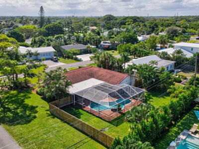 905 Sunset Road, Boynton Beach, FL 33435