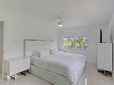 7115 Venetian Way, West Palm Beach, FL 33406