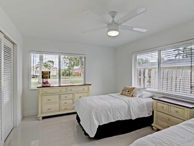 7115 Venetian Way, West Palm Beach, FL 33406