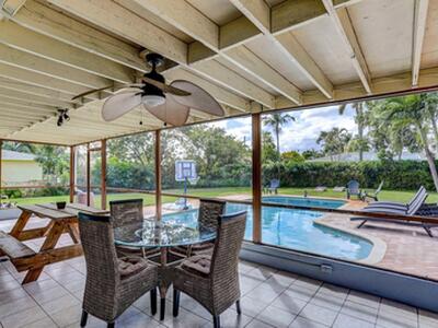 7115 Venetian Way, West Palm Beach, FL 33406