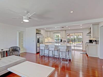 7115 Venetian Way, West Palm Beach, FL 33406