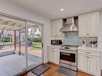 7115 Venetian Way, West Palm Beach, FL 33406