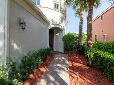 9760 Roche Place, Wellington, FL 33414