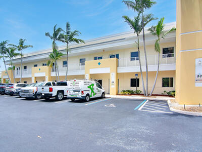 2771 Vista Parkway, West Palm Beach, FL 33411