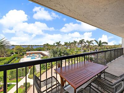 3390 S Ocean Boulevard, Palm Beach, FL 33480