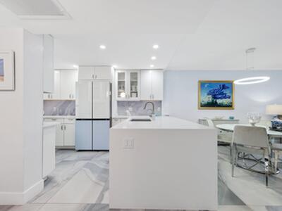 12 Royal Palm Way, Boca Raton, FL 33432