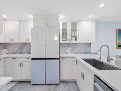 12 Royal Palm Way, Boca Raton, FL 33432