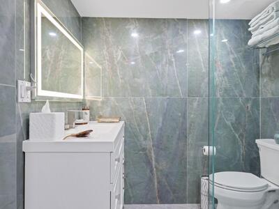 12 Royal Palm Way, Boca Raton, FL 33432