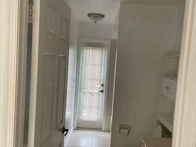 601 SW Grove Avenue, Port Saint Lucie, FL 34983