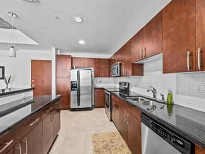 300 S Australian Avenue, West Palm Beach, FL 33401