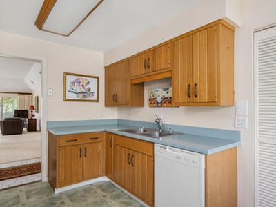 101 W Park Shores Circle, Indian River Shores, FL 32963