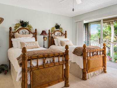 101 W Park Shores Circle, Indian River Shores, FL 32963