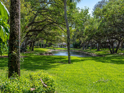 101 W Park Shores Circle, Indian River Shores, FL 32963