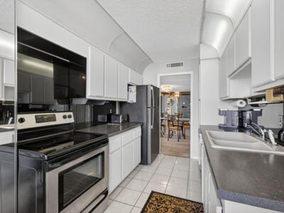 4200 N Ocean Drive, Singer Island, FL 33404